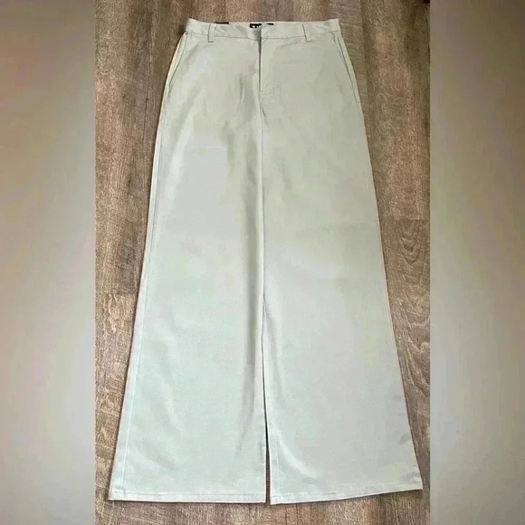 🆕Airwalk Khaki Skater Wide Leg Pants - Picture 3 of 12